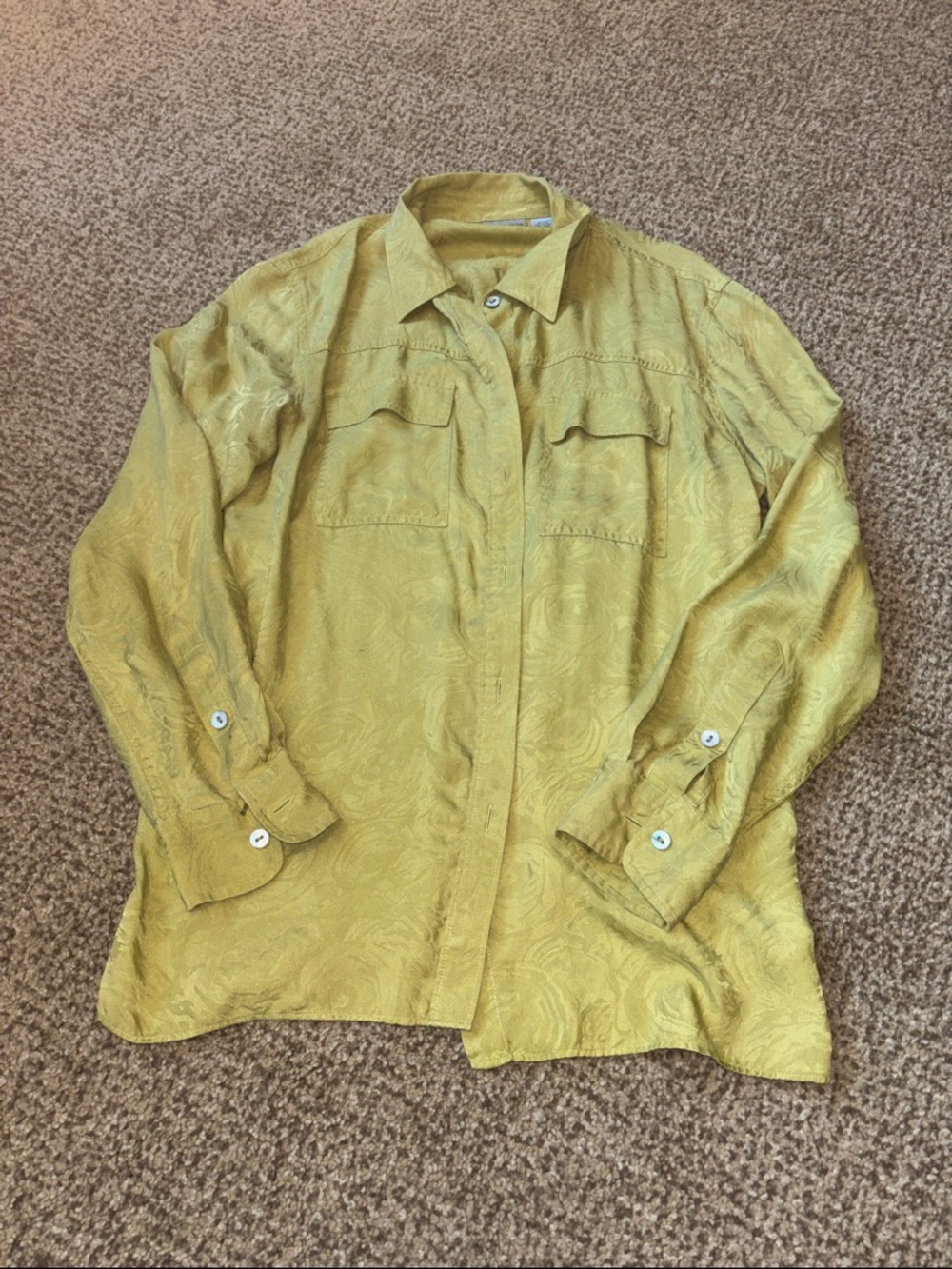Chico's Lightweight 100% Silk Shirt Green Size 1